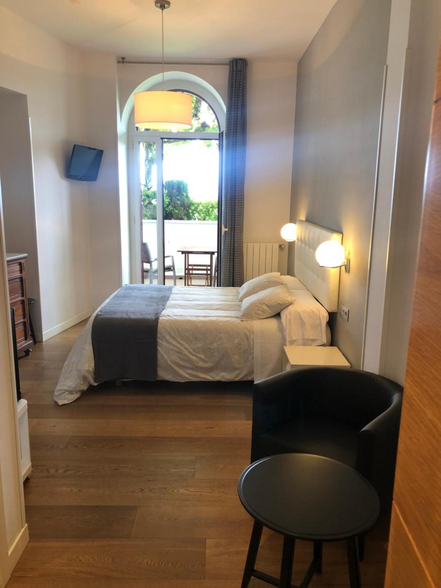 Cr Luarri Hotell San Sebastián Exteriör bild