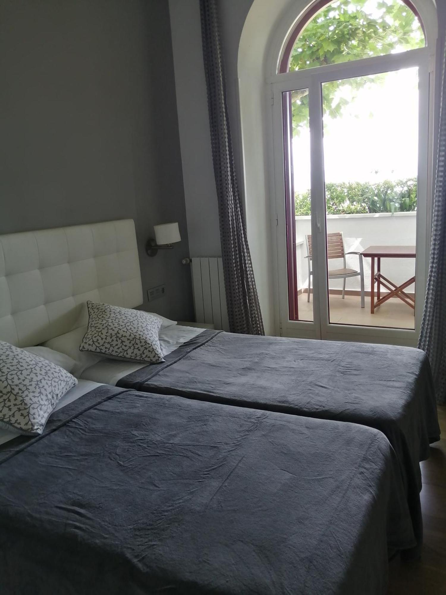 Cr Luarri Hotell San Sebastián Exteriör bild